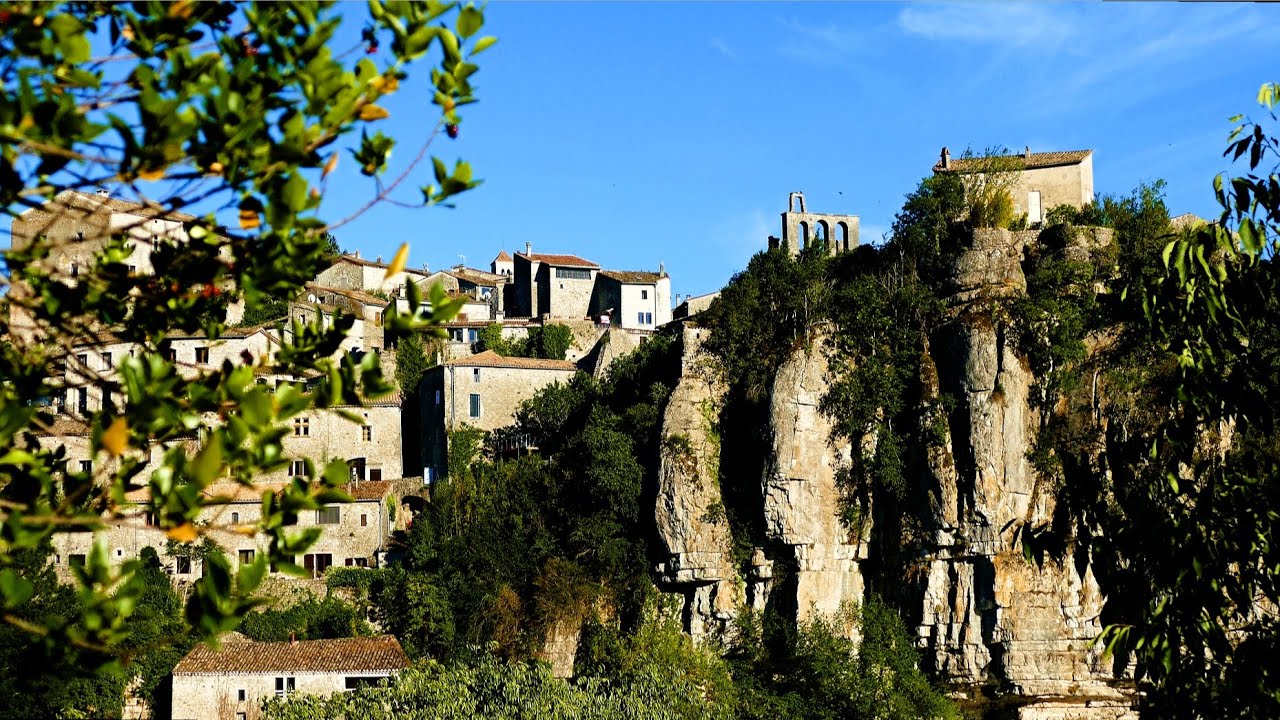 Balazuc, l’Ardèche de caractère